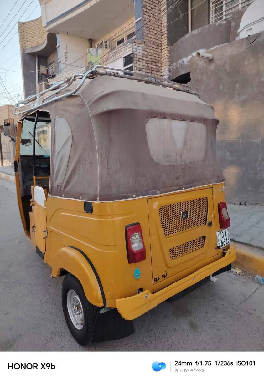 السلام عليكم تكتك موديل 2021رقم وسنويه هيه وغراضها هورنات بوش اصلي سيبايه دمام تخم تاير جديد منضومه زنون تكتك جاهزة للاخير واحله من صور جاادر جديد تخم تاير مكاني بغداد تقاطع درويش ***********
