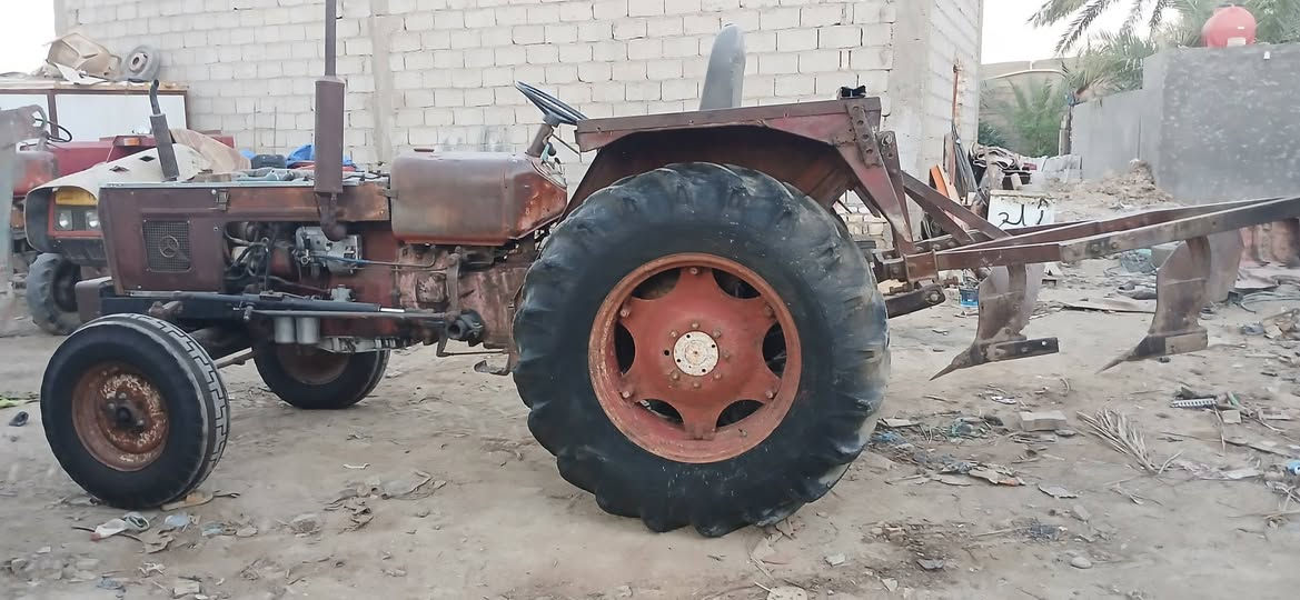 السلام عليكم
كاروبه عنتر للبيع موديل ٨٧ بدون رقم مكينه جاهزه للشغل محرك بيه قليل بخاربدون تنقيص وكير واكسل وجهاز الرفع شرط الشغل باور ستيرن شغاله سلف تايرات الصغار جدد والكبار نص عمر كشر بلادي لايت امامي بريك دهن وياها فيدان اسكندريه شرط الشغل
البنيد موجود 
السعر (٣ مليون ونص ) قفل قفل قفل 
للاستفسار الاتصال على الرقمين 
***********
***********
المكان /  كربلاء _  طوريج
