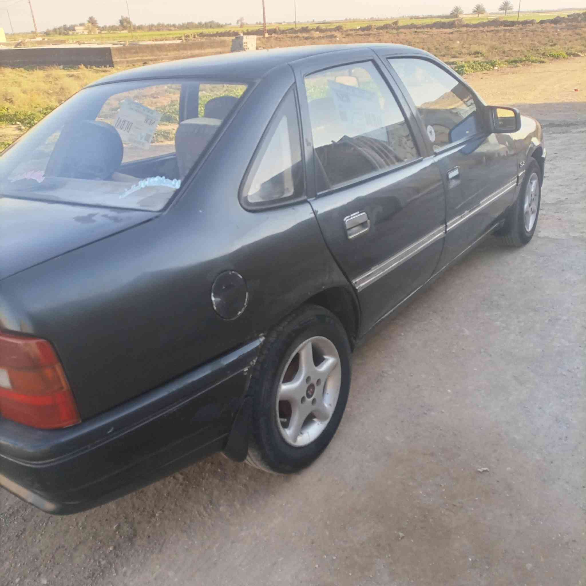 سلام عليكم أوبل فكتره مديل 1991   محرك 1600  رقم انكليزي وسنويه لحد 2030 مجدده  سياره خير من الله محرك لابخار ولاتنقيص كيرها خير من الله  حداديه كهربائيات كلها جاهزه  
العوان :ديالى خان بني سعد
السعــر: 32 وبيها مجال
رقم الهاتف:  ***********
