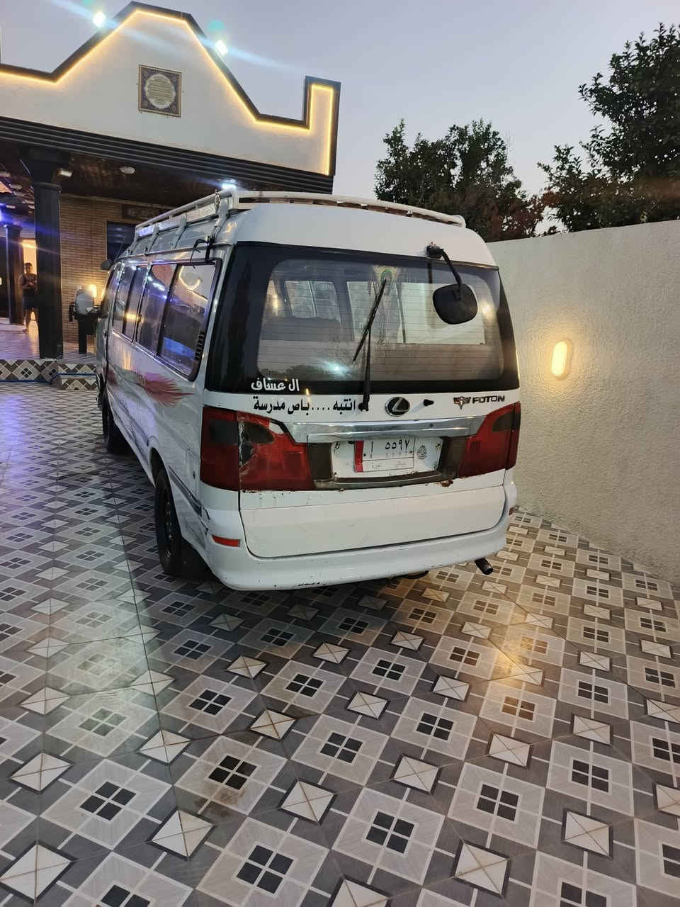 السلام عليكم فتون 2010للبيع مكينه واكسل مكفولات السياره بيها ضربه باب سلايت السعر 53 وبيها مجال رقم نكليزي ب سنويه استفسار ***********
