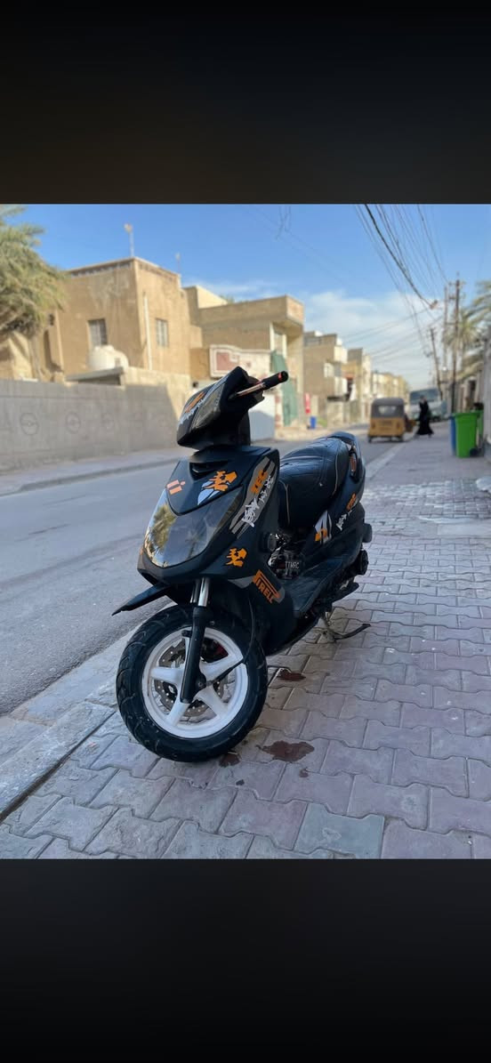 سلام عليكم فحل بيع او مرواس ببلاد نضيف بدون نطايح سعر 900 وبيها مجال 

الدراجه كفراتها اصليه رمبه فقط موشمات

کورها تتي مارك TTMAC حجره 66

بوشه تتي مارك 63 سيراميك شرط الفحص

روله دوشي 850
كابريتر ٣٤ قفاز اصلي

سلف دمدم ٦٣

يدات مشمشي رياضي كشن رياضي

الدراجه بيها كابريتر تعبان شغاله  نكره 
وتساب ***********
