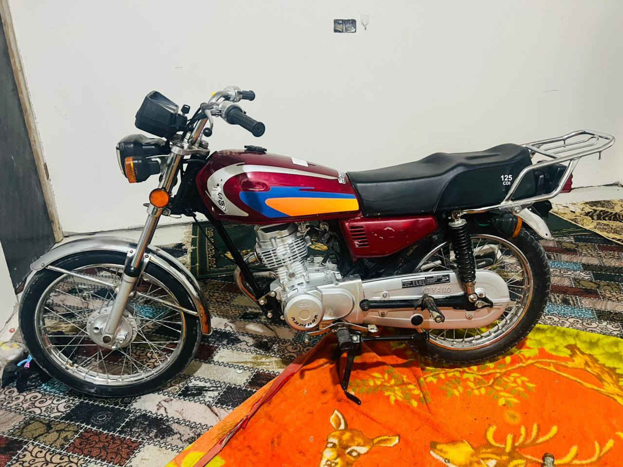 السلام عليكم دراجة رابيدو مكينه 25 كفالة ادوات ادوات الدراجة كامله من كلشي كهربائياتهه وكلشي شغال كاملة بس تشغل سويج وتطلع مكاني القرنة الشرش السعر خاص او على ***********
