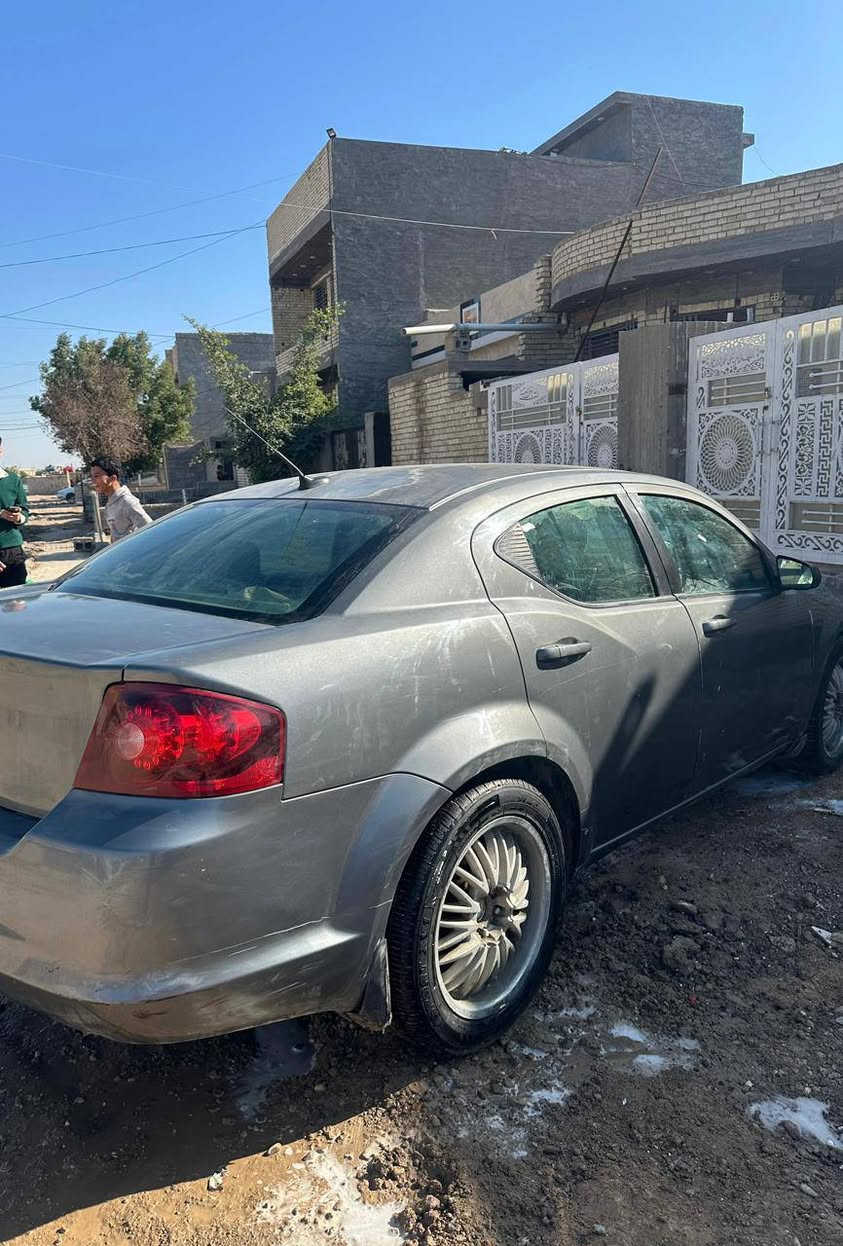 دوج افنجر البيع فقط حادثها بصيط بدايت جاملغ المامي فقط سياره مصبوغه حزام ابيع مصبوغه عام رقم نجف بسمي السياره المكينه 2400 تخم تاير حداديه صار ٥ ايام من شتغلتها مكاني بغداد ابو غريب 

السعر 70 وبي مجال
***********
