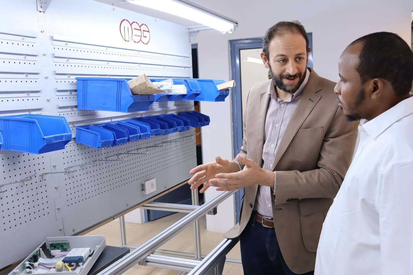 Regional Largest manufacturer for neonatal medical devices.
.المصنع الأكبر اقليميا لإنتاج اجهزه و لوازم محاضن الأطفال


**إذا كنت صاحب هذا الإعلان وتريد حذفه لأي سبب، رجاءا أرسل رسالة إلى الدعم الفني**