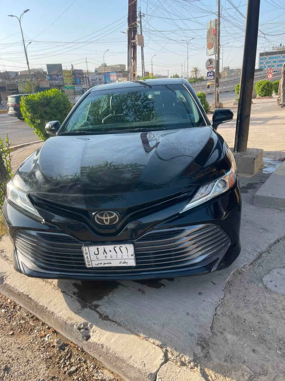 السلام عليكم كامري موديل ٢٠٢٠ اعلى  موصفات XSE بانوراما بدون ايرباكات حادث خلفي تصليح وصبغ الحاملغ الخلفي فقط واستبدال غطاء الصندوق نف اللونماشيه ٥٠ الف كيلو يعني ٢٥ الف ميل العنوان بغداد شارع ١٤ رمضان قرب ساحة اللقاء السعر ٢٠ الف دولار الاتصال بالرقم ***********
