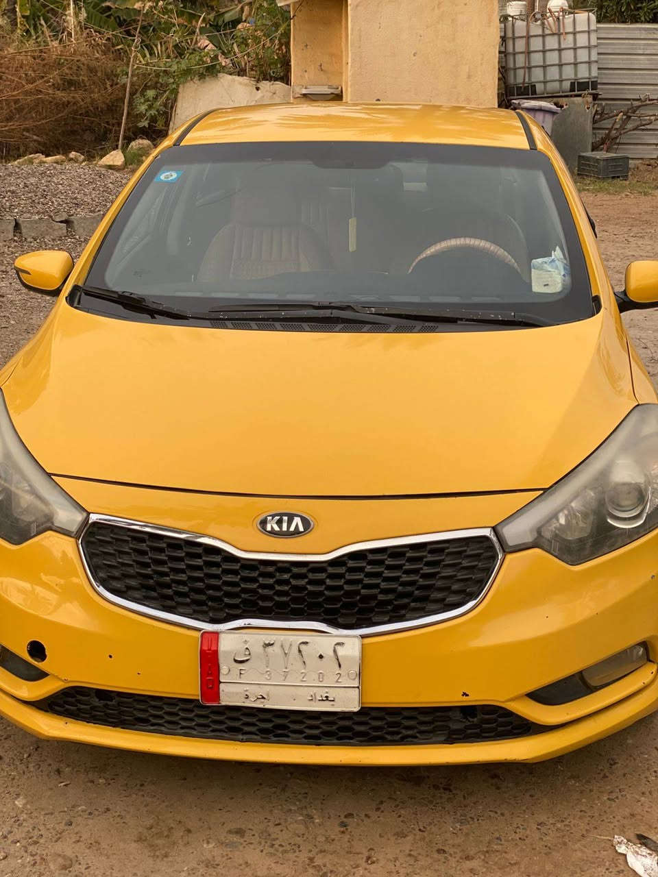 سلام عليكم للبيع فورتي ٢٠١٥ ورارد كندي محرك ١٨٠٠ جي دي اي  السعر ١٠٥ بيها مجال***********
