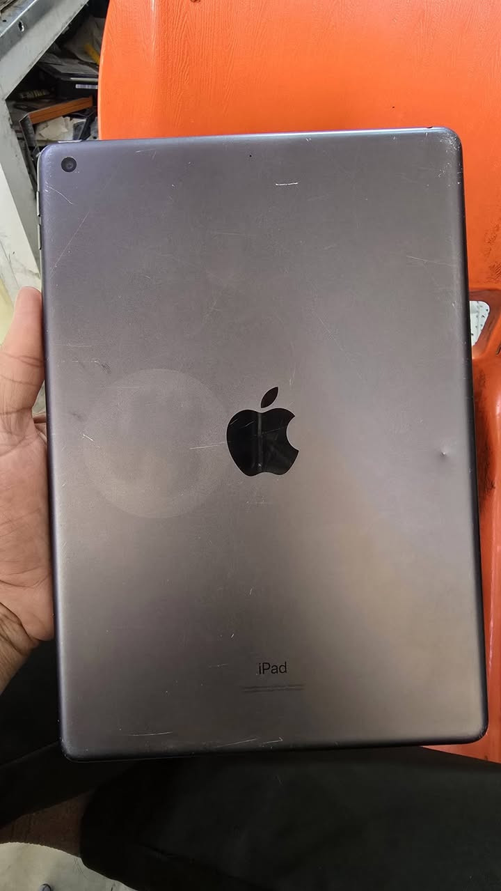 ايباد 9 معروف للبيع ذاكره 64 الايباد بس في البلازما فوق مفتوحه.
الايباد لا يصرف شحن لا هاي بالببجي 60 فريم.
***********
الالوان بغداد جسر ديالى
