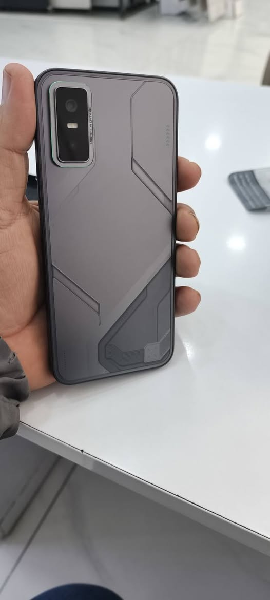 جي تي 30 برو ذاكرة 256 رام 24 شاشة 144 هرتز بطارية 5500 بوبجي 120 فريم جهاز اخو الجديد مستخدم قليل شخط ما بي غراضة كامل ويا بلادي وبي شفتات للالعاب شراي تعال خاص او اتصل *********** كركوك, العراق
