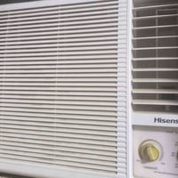 مكيف • ٢ طن • شغال