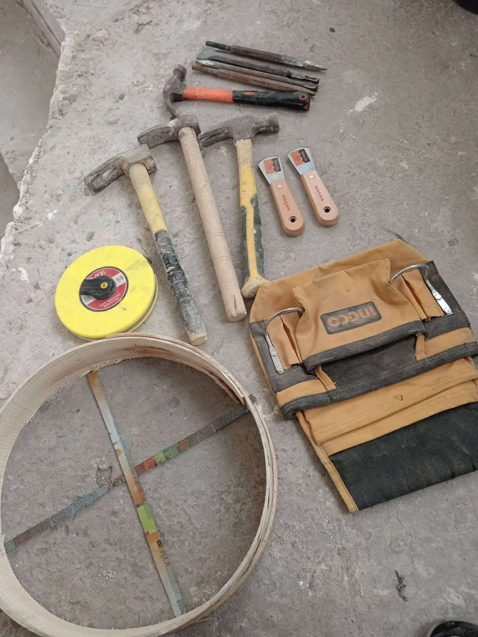 السلام عليكم افتح الصور عيني كلشي واضح للبيع 200الف مكاني حي الجهاد
*********** يتوفر واتساب  ماعندي توصيل
