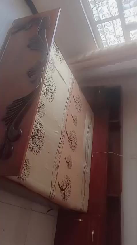 ***********
سلام عليكم جربابه وميز تواليت وزاويه صاج نضيفات بغداد الامين
