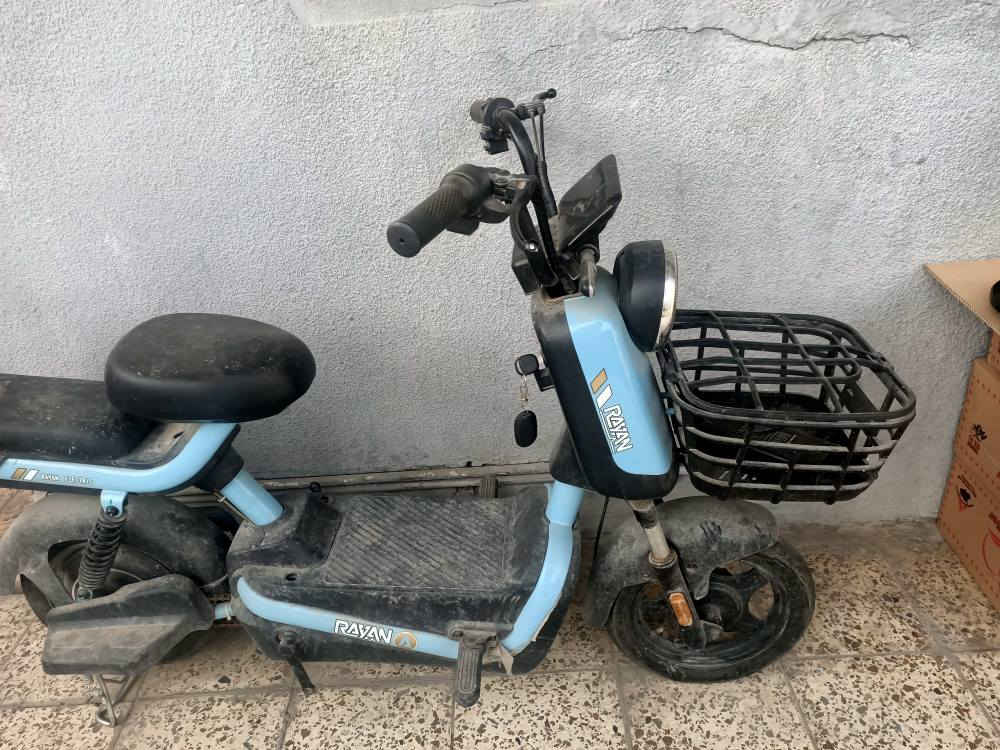 سلام عليكم ورحمه الله دراجه شحن سرعه ٤٠نظيفه السعر 200تلفوبيها مال قليل شغاله كلشي مابيها بغداد, العراق


**إذا كنت صاحب هذا الإعلان وتريد حذفه لأي سبب، رجاءا أرسل رسالة إلى الدعم الفني**