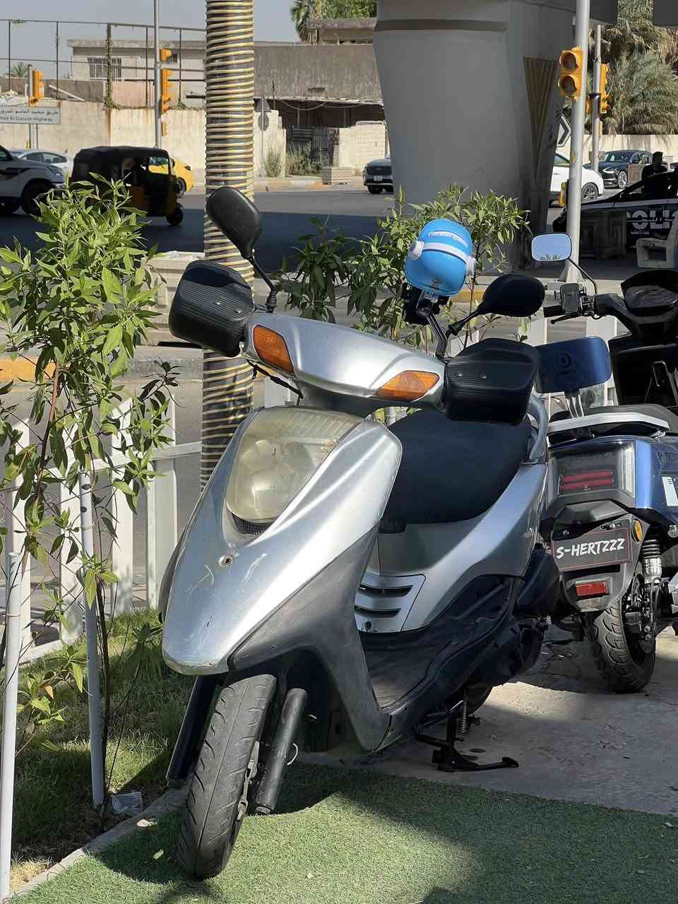 سلام عليكم من رخصت الادمن
دراجة بريز لايت ناصي 

شغالة سلف وهندر من اول ضربة

دراجة خير من الله معدل شلعة خفيفة مو قوية 

كهربائيات كله شغالة 

محرك نظيف بس صوته شوي عالي 

كفرات تجاري 

السعر 550 بيها مجال

تاخذها ماتصرف عليه ربع 

مكاني بغداد مدينة الصدر / الوزيرية تقاطع فنون جملية 

تواصل فقط مكالمة او واتساب 

***********
