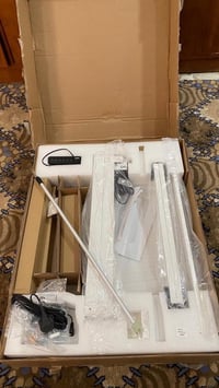 مكتب كهربائي من شركة  Flexispot اقل ارتفاع 75 سم  اعلى ارتفاع 120  كهر...