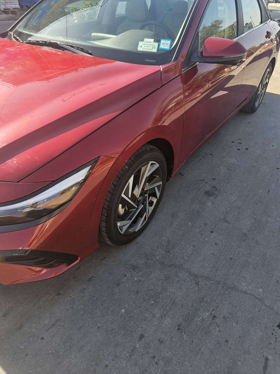 النترا امريكي موديل 24 فول للاخير لمتد بصمه فتحة سقف داخل ابيض رادارات امامي وخلفي وجانبي تشغيل عن بعد المكينة الفين دوش توقيف ذاتي يعني واحد على واحد دخول جديد بسمي المنفيس موجوده السيارة بغداد السعر اتصل على الرقم ***********
