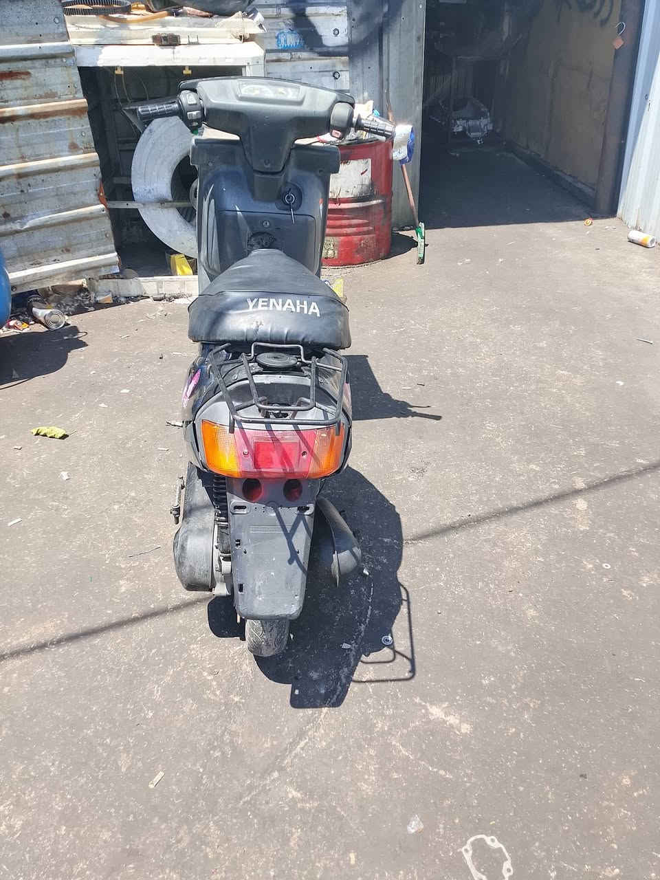 سلام عليكم
متور يامها 60cc محرك كبس
  كلشي. شغال. كهربايات بس  يحتاج بطاريه
للتواصل ***********
