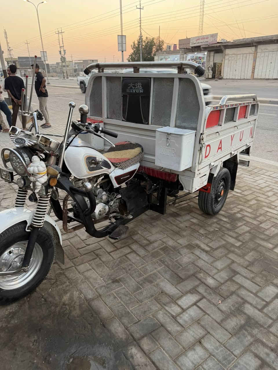 سلام علكيم رحمه  خوان  ستوته  ديوان  اواق البيع مديل  2020 ستوته بدي نضيفه  مغلف  حلو  شاصي  لالحيم ولاشي كلش شغال بس  الباتري  تعبان   مكينه حلو  نص  عمر شوف عين ستوته نضيفه  مكينه  واحد يرتبه شويه صير صول  مكاني بصره ابي الخصيب سعر  مليون  800 الف بي مجال الشراي  هاذ رقمي يتصل  يجي  شوفه  بخدمه  ***********
