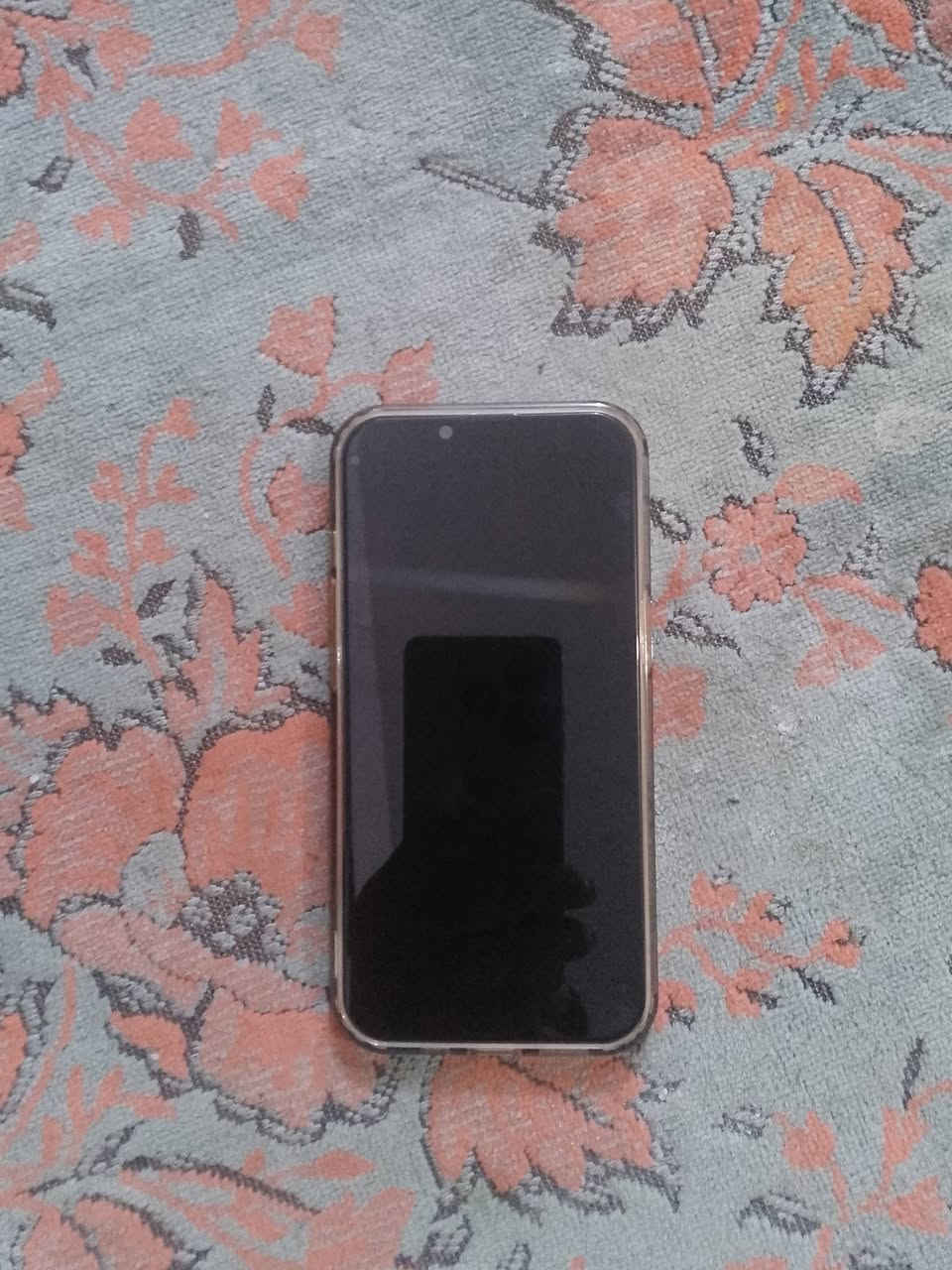 سلام عليكم ايفون 13عادي البيع جهاز نظافته 100٪100 جهاز يخبل مامفتوح بطاريه 79بلاديه مامفتوح جهاز مرتب
مال بيت ويا كفر ثاني وشاحنه اصلية 
السعر 500وبي مجال 
بغداد الحسينية 
***********
