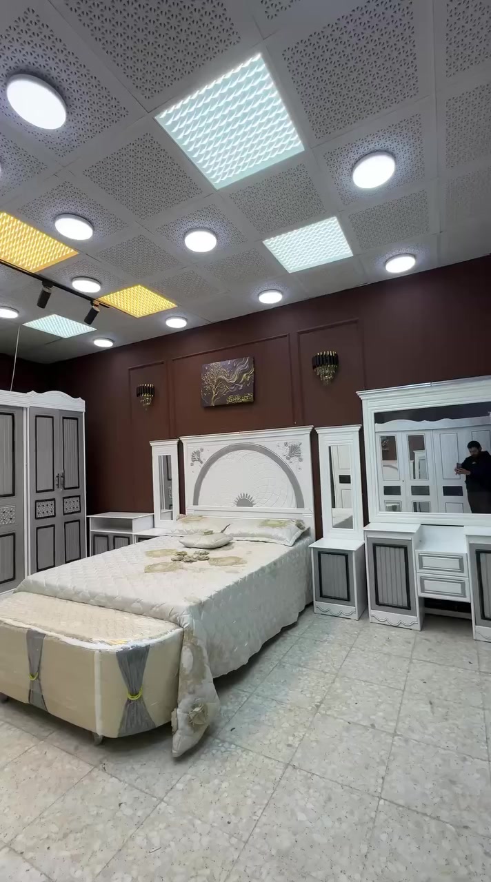 اليكم #احدث موديلات #للغرف  #نجاره  #عراقيه
المتانه والذوق الرفيع تجدونه لدينا 
#للحجز والاستفسار راسلونه 
متوفر خدمه توصيل


**إذا كنت صاحب هذا الإعلان وتريد حذفه لأي سبب، رجاءا أرسل رسالة إلى الدعم الفني**