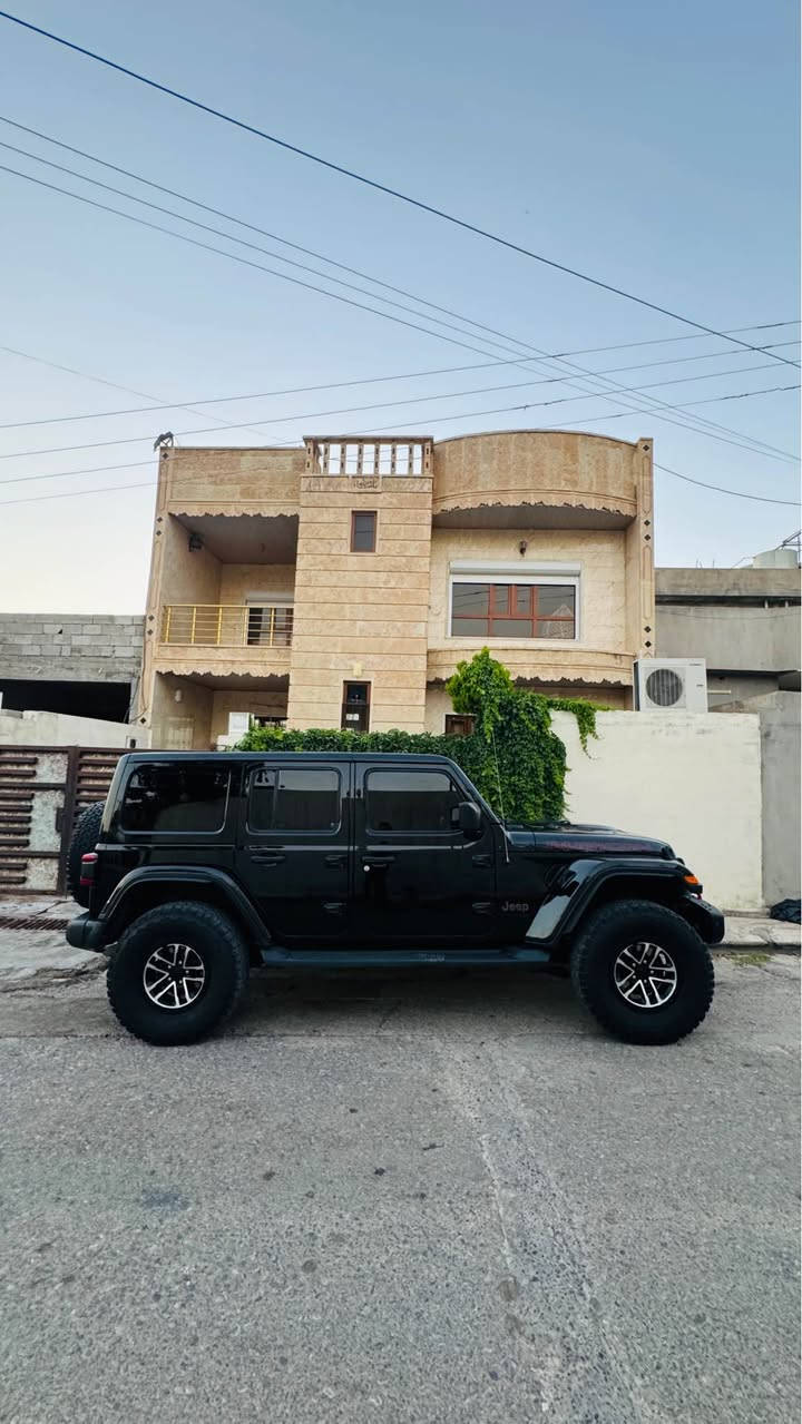 Jeep Rubion 6pston
Klin
Ful mwasafat
Be boyax
Raqam arbil أربيل, العراق


**إذا كنت صاحب هذا الإعلان وتريد حذفه لأي سبب، رجاءا أرسل رسالة إلى الدعم الفني**