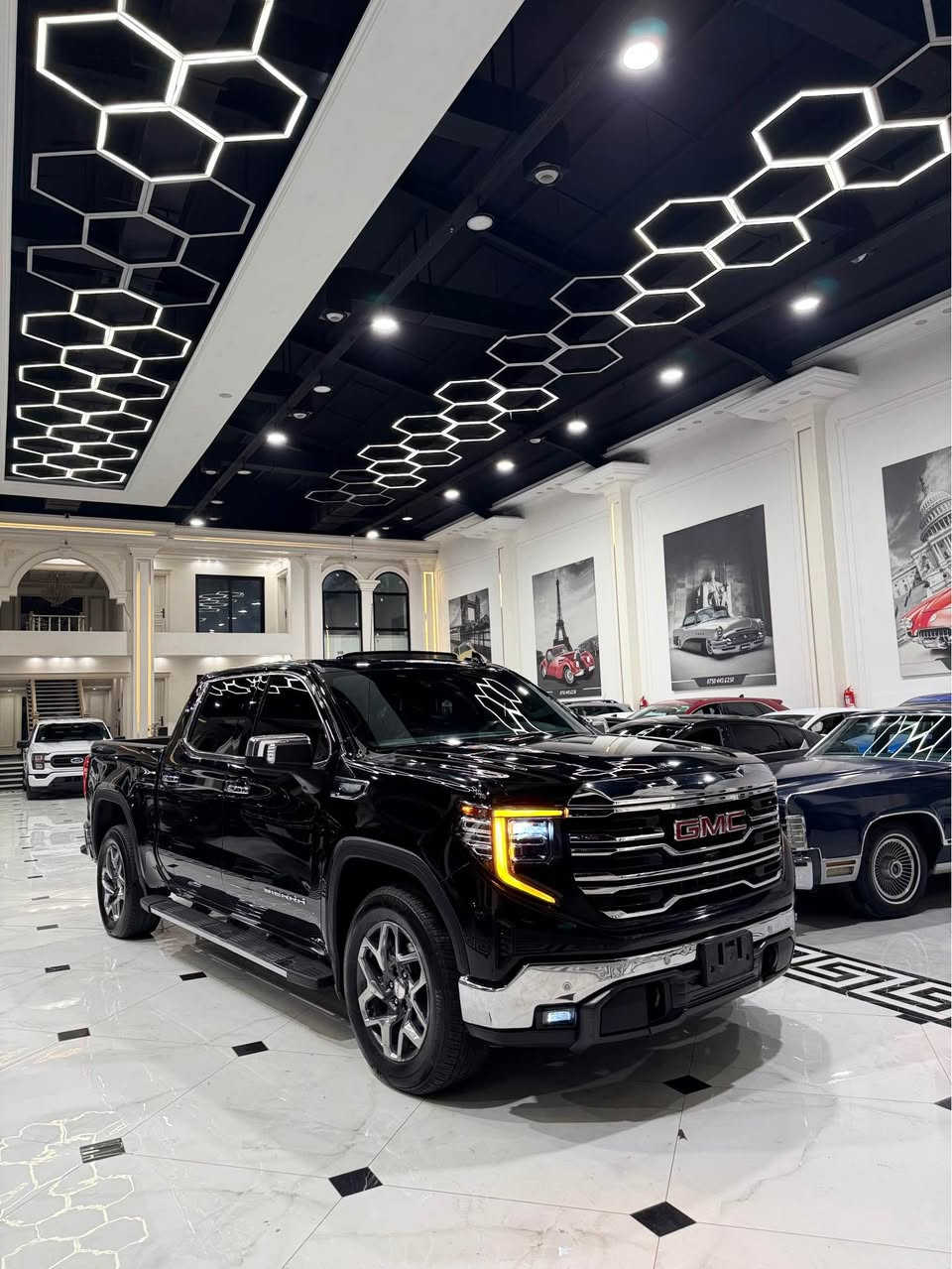 بيكاب جمسي سيرا وارد امريكي شكل جديد موديل2024 محرك V8 سلندر5.3 مواصفاتSLTپلاس يعني فول فول
شاشه جبيره شاشه بلكامل الكتروني بصمه شغال‌عن بعد 
فتحه سلايت كشنات خزن كشنات جلد كشنات كهربائي كشنات تتفيه🔥كشنات تبريد❄️استيرن‌تتفيه🔥كشنات
خلف تتفيه🔥بريك بصمه موبايل📱وايليس‌تبريدمركزي
كاميرات 🎥 خمسه٣٦٠ امامي وجانبيات وخلفي اشاير مريات رادار جانبيات رادار امامي حساس امامي حساس خلفي بدي كهربائي استيرن كهربائي لايت ليد زينون ويل كروم تحكم استيرن تحديد سرعه باب جبير بدي قصير يعني مرغوب سياره بعد هوايه مواصفات بيها سياره مكفوله من اي نواقص كله بشرط ضرر بدي تبديل شريكه وباب خلف تبديل شريكه يعني سياره بدون صبغ فقط بين باب وبدي بيها اشويه صبغ بجم كبس ارباك استيرن وبرده سياره بدون اي نواقص حتا لو برغي بشرط بدون تعديل بدون بقسات كله بشرط سياره ماشي ٢١ الف مكان سياره إربيل شريكه ابو ظبي كارس سياره بيع ومراوس   سعر. 377$🔥😳

*********** وتساب. 
***********. أربيل, العراق
