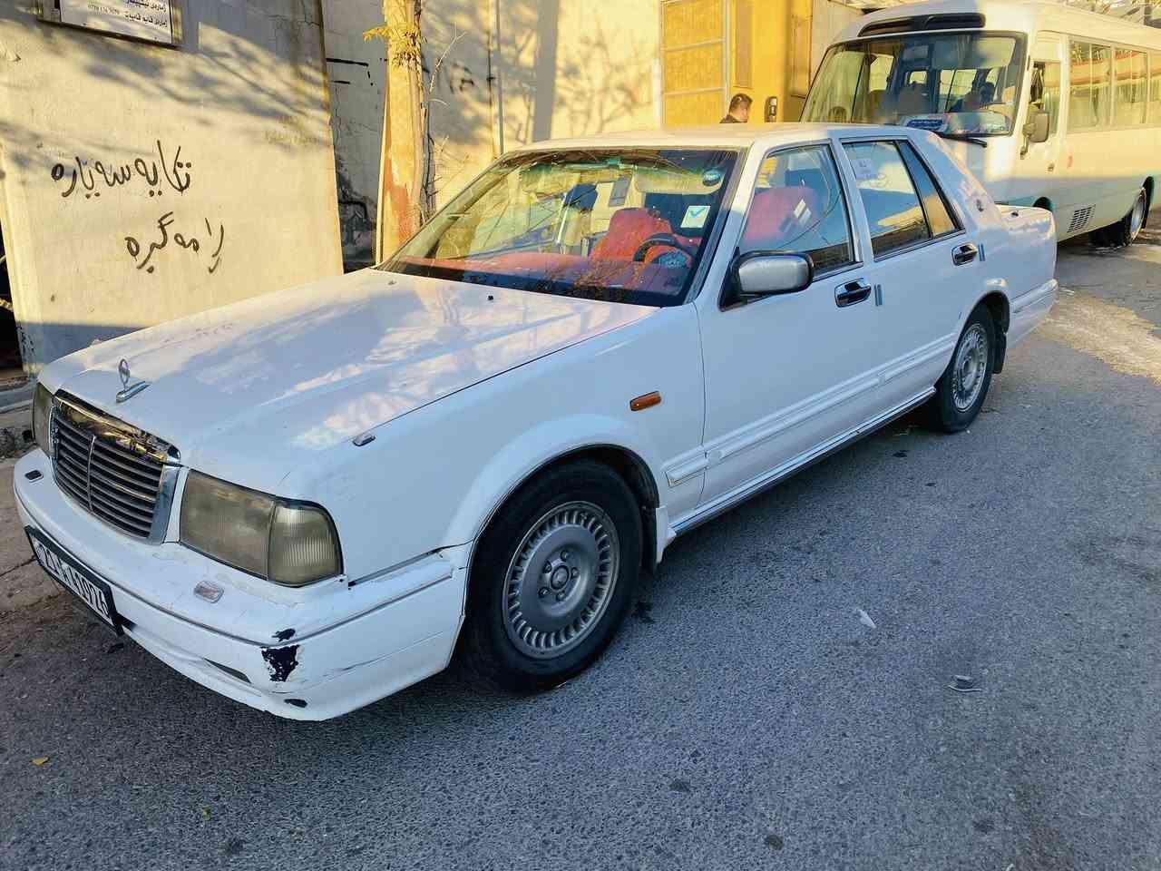 سدریک
ڕەقەم سلیمانی ڕەقەمی بەناو خۆمە تا ٢٠٣٠ 
ساردوگەرم لەسەر سوچە 
غازو بەنزینە 
تایەی تازە 
سبوغ عامە لەسەر ساخی بی مەعجونو چەکوش کاری 
سەیارەکە ماڵی دۆستە مەسروفی کامل کراوە 
***********
