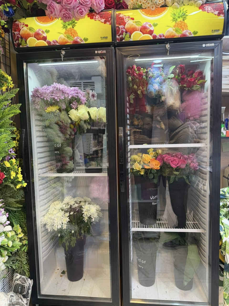 براد يوگر عدد 2 استعمال قليل جديدات سعر الواحد 450 وبي مجال 
***********
