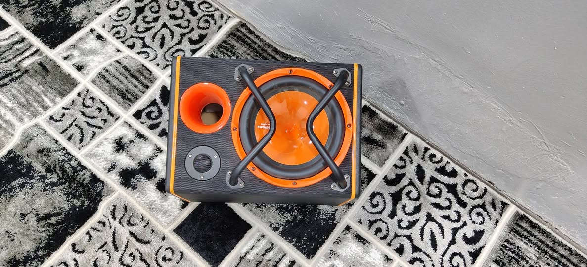 دمام للبيع السعر 65 مكان حي الانتصار ***********
