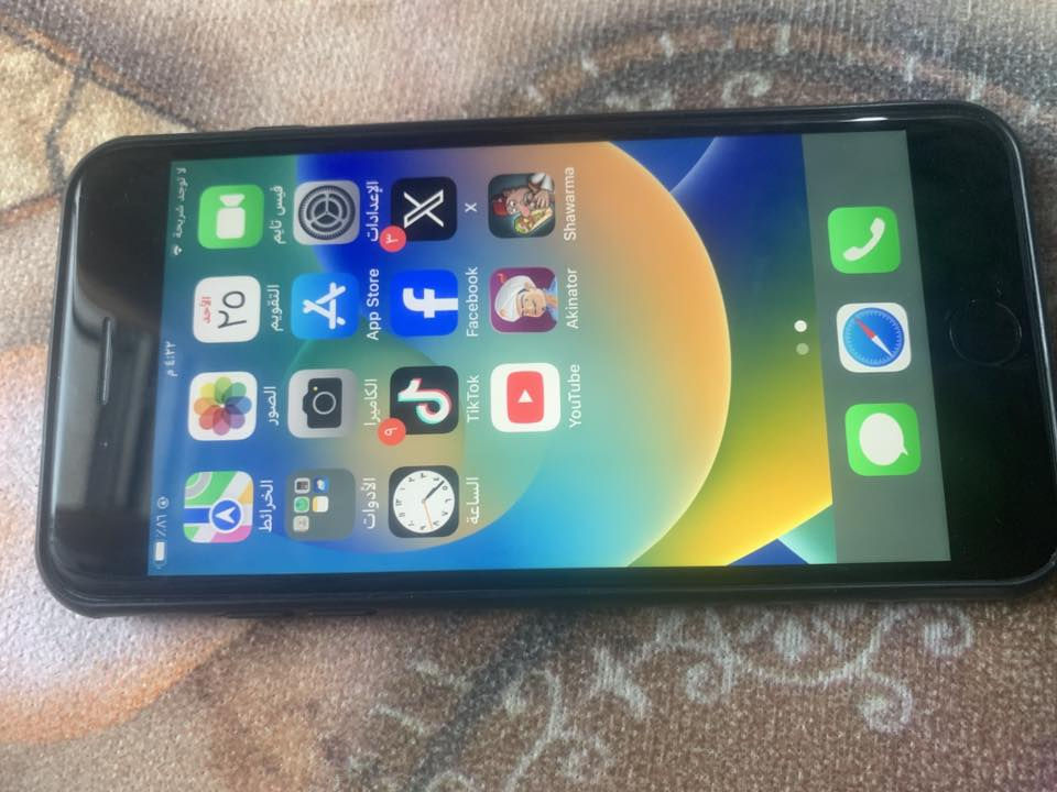 ٨ بلاس للبيع كله اصلي ما مبدل بي اي شي رقمي *********** وتساب
