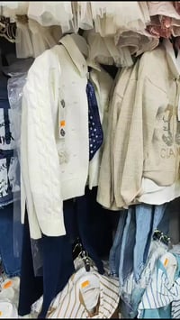 بضاعة جديدة • ملابس أطفال • مفتوح بعد الافطار