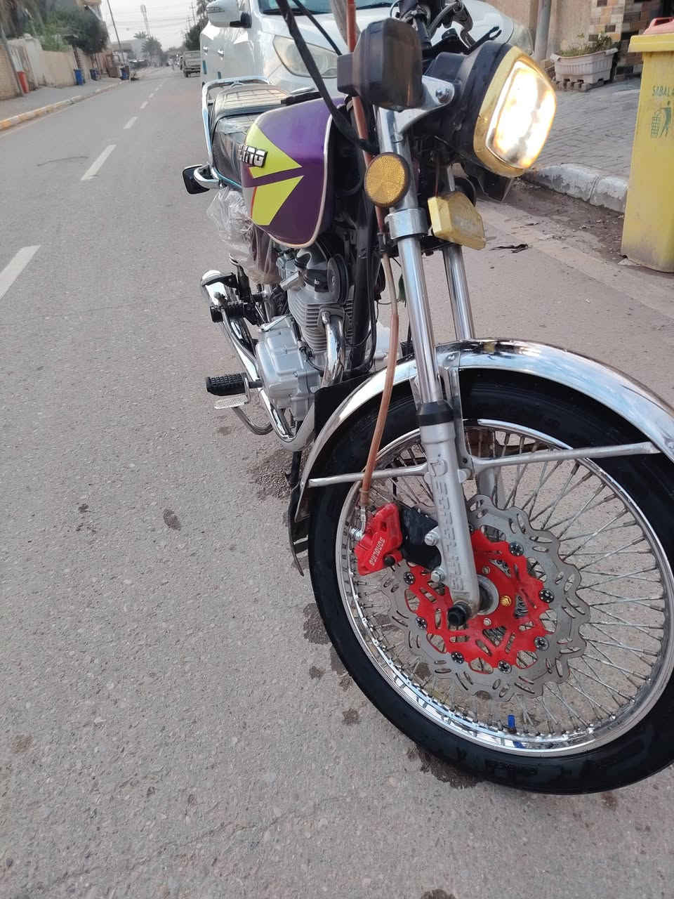 سلام عليكم للبيع تايكر 2024الدراجه مكفول المحرك 
أوراق كامله بيها الدبلات الاماميه بيهن ضعف والكيج السرعةاحترك بس هذني الشغلتين غيرها ماكو 
مكانها الصويرة حي العسكري السعر 550
***********
