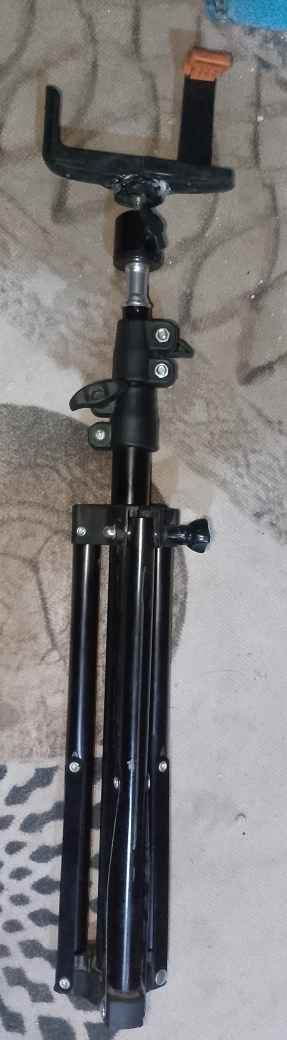 ستاند تصوير ارتفاع 120cm 
السعر 20 وبي مجال الزبير, البصرة


**إذا كنت صاحب هذا الإعلان وتريد حذفه لأي سبب، رجاءا أرسل رسالة إلى الدعم الفني**