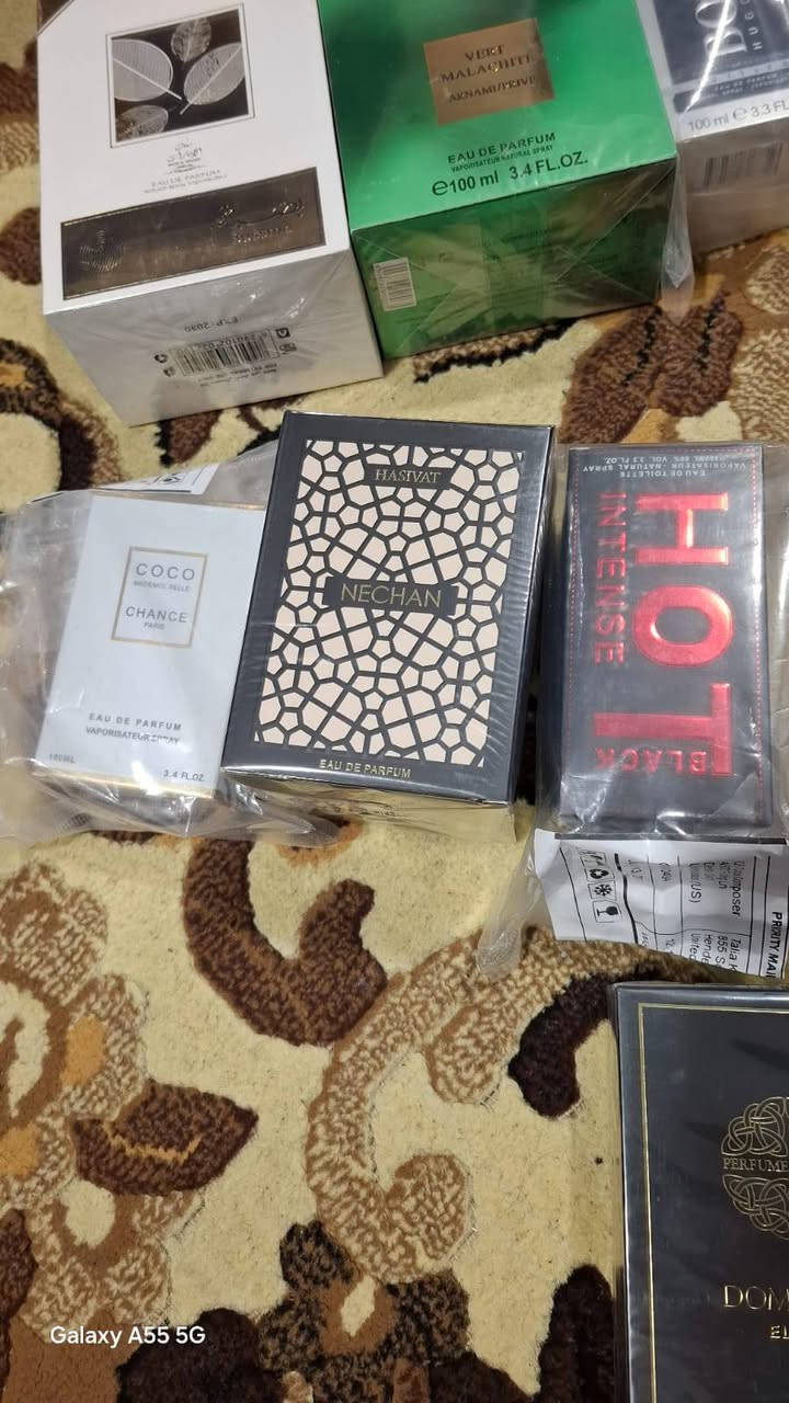 سلام عليكم شباب هاي عطور سعر لواحد اب (8) الف  وثنين بسعر  (15) الف
للتواصل واتساب  ***********
