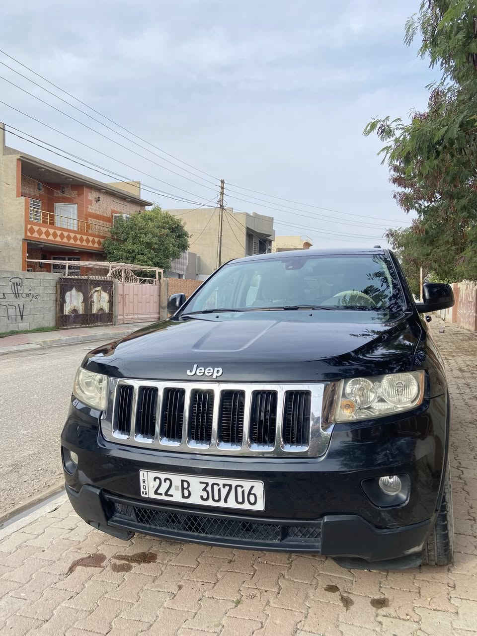 السلام عليكم جيب لاريدو2011 *للبيع او مراوس كامري او 7 راكب
6سلندر __تو ويل الضرر نص باب صبغ   مكان كركوك ***********
