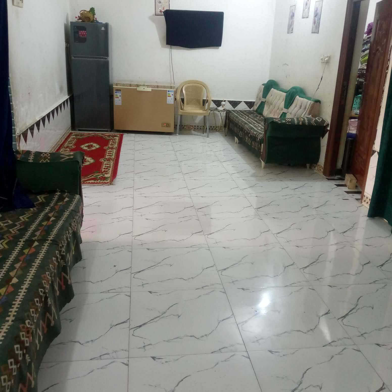 بيت للبيع  بالبيكات بشارع الحسينه مال ال جخيور بيع أو مراوس  البناء غرفتين وصاله 8متر ومطبخ 6امتار واستقبال 7متر السعر 42 مليون فقط البناء بلوك


**إذا كنت صاحب هذا الإعلان وتريد حذفه لأي سبب، رجاءا أرسل رسالة إلى الدعم الفني**