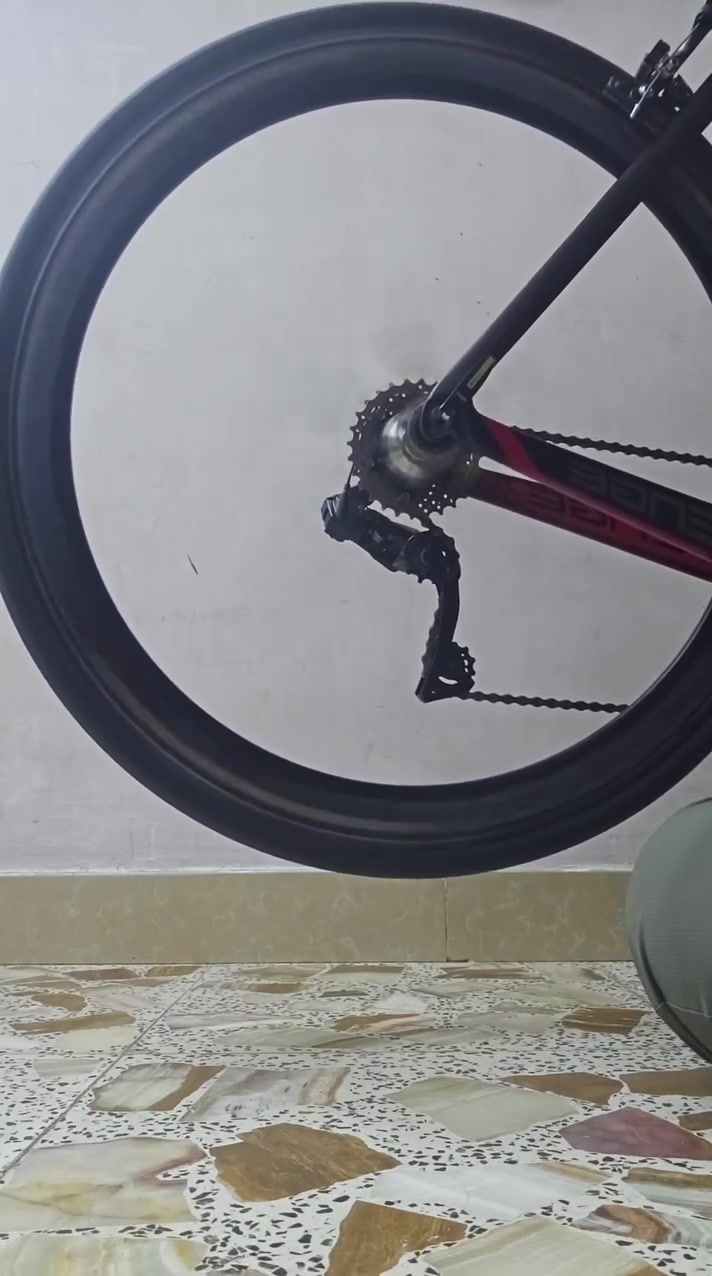 اعاده نشر بسبب الوعود الكاذبه 

مليونين و700 الف وبيه مجال للطيبين 😊

دراجه اورجنال شركه S-Works vange  2012-2014 
نوع متانه الكاربون FACT CARBON 11 R

نوع السستم كهرباء من
 شركه شيمانو اوالتكرا R8050 ياباني اصلي 😘 

عدد السرعات 11 خلفي 
2 امامي 

الدراجه فول كاربون ما عدا الوياله نوع الوياله PRO COZMiC والوياله طرب فول الصوت جدا جدا عالي 6 بنط 😙😊

الحجم الفريم 54 من طول 172 الى 180 cm

واتساب ***********
