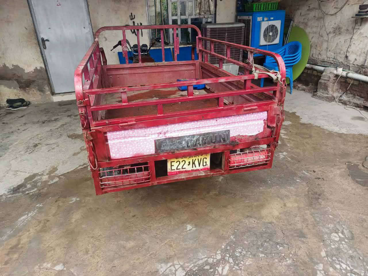 ستوته للبيع موديل 2020بيها نقص بالوراق ستوته كامله سعرها800 ولبها مجال***********
