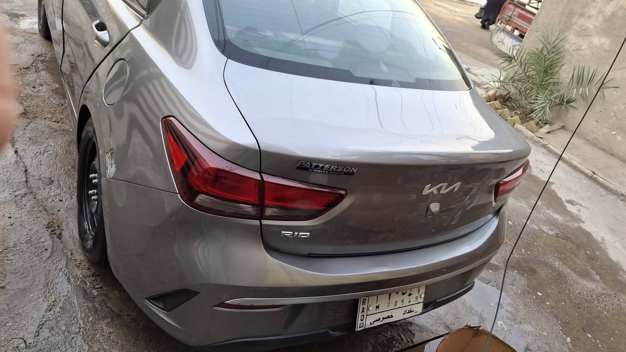 للبيع كيا ريو 2022 رقم معوقين
نظام قيادة سبورت SPORT وعادي
محرك 1600 دبل نوزل 
كاميرا خلفية دواره
مانع انزلاق
تحكم ستيرن جهتين
بلوتوث + مدخل USB
شاشة كار بلي بلادي
 صوره الحادث بالمنشور  
السعر115وبيها مجال بسيط 
السياره نضيفه بس مستعجل ع بيعتها 
رقم بغداد معوقين
للاستفسار***********

