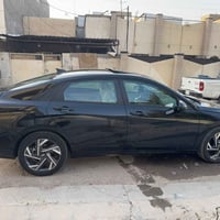 ونداي النترا موديل 2025 ماشيه 30 ترقيم جديد ودخول جديد  اللون اسود الم...