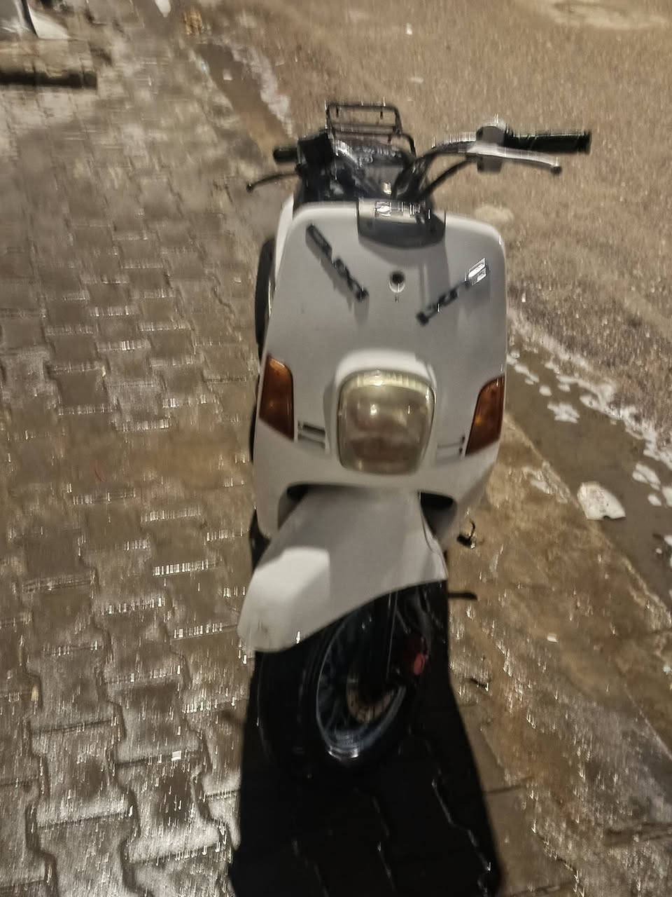 السلام عليكم دراجه بوليسِ للبيعَ مفتوحهْ بس بـ الولفات كهربائيات شغاله سلف شغال 📍 بصره خمسه ميل سعر:٥٧٥ يوجد مجال في السعر الرقم خاص:***********
