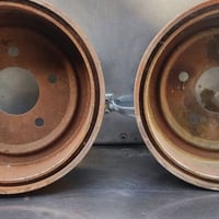 فلنجات سلبرتي خلفي اصلي شركه جديد للاستفسار على الرقم التالي 077068417...