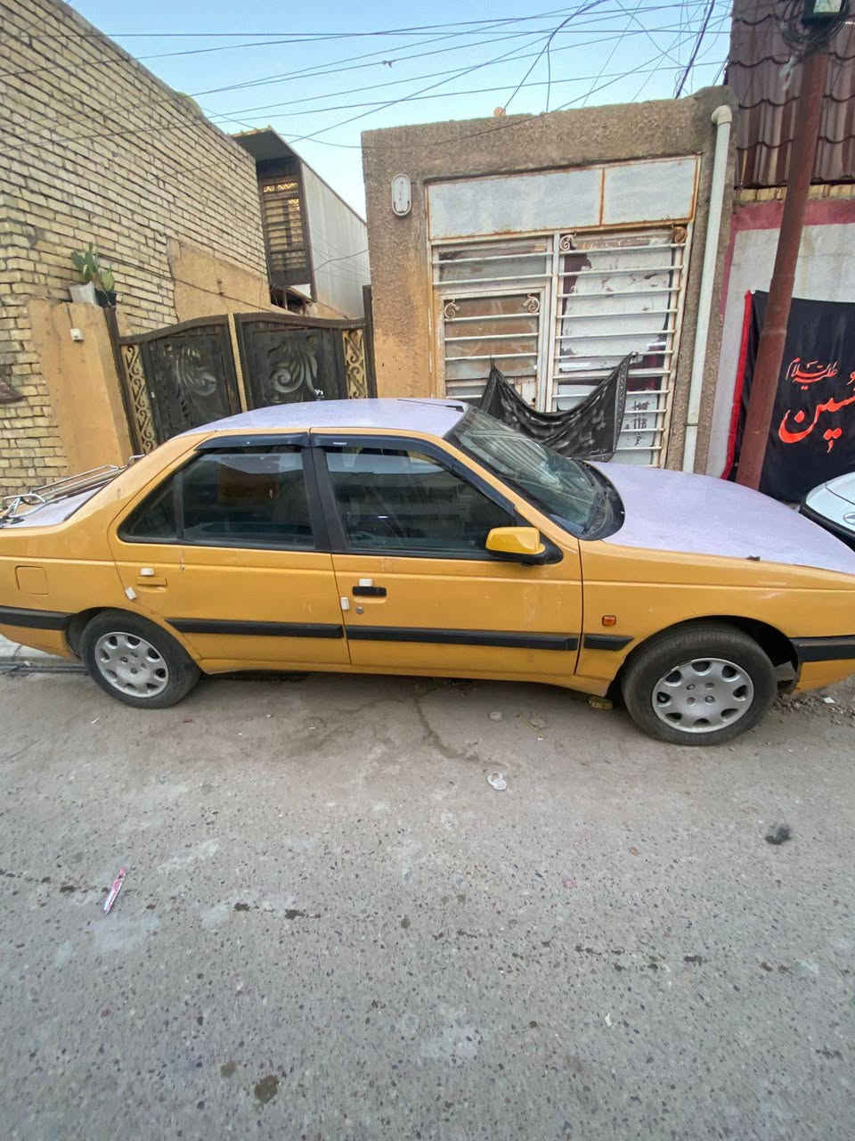 سلام عليكم بيع سياره بيجو لميس مديل 2016 رقم بغداد بسمنه مصفره من كلشي تحويل ثاني يوم  مكينه وكير خير من الله تبريد شغال مكان السياره بغداد البلديات السعر 35 ورقه وبيها مجال حك الجيه رقم راعي السياره ***********
