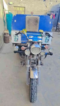 ستوته للبيع موديل ٢٠١٧ اللي يحب يشتري هذا رقمي  ٠٧٧٣٤٤٠٩٢٤٠