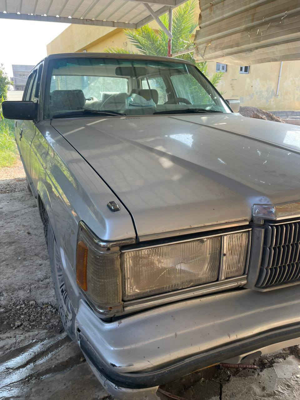 السلام عليكم
سيارة سوبر 
موديل: 1983
الرقم :جديد إنجليزي 
السنوية: جديدة و بصمة جديدة 
المواصفات: لون رصاصي سيارة بلادية غير مضروبة ومصبوغة عام للجمالية فقط 
تبريد شغال بارد جدا ، كهربائيات كلهه شغاله ، دواخل جديدة ، مع شاشة كهربائية شغالة، كير عادي ، سيارة كاملة مكمله كلشي متحتاج 
مكان بغداد 
السعر :56ورقة قفل
للاتصال و الاستفسار:
***********
***********
