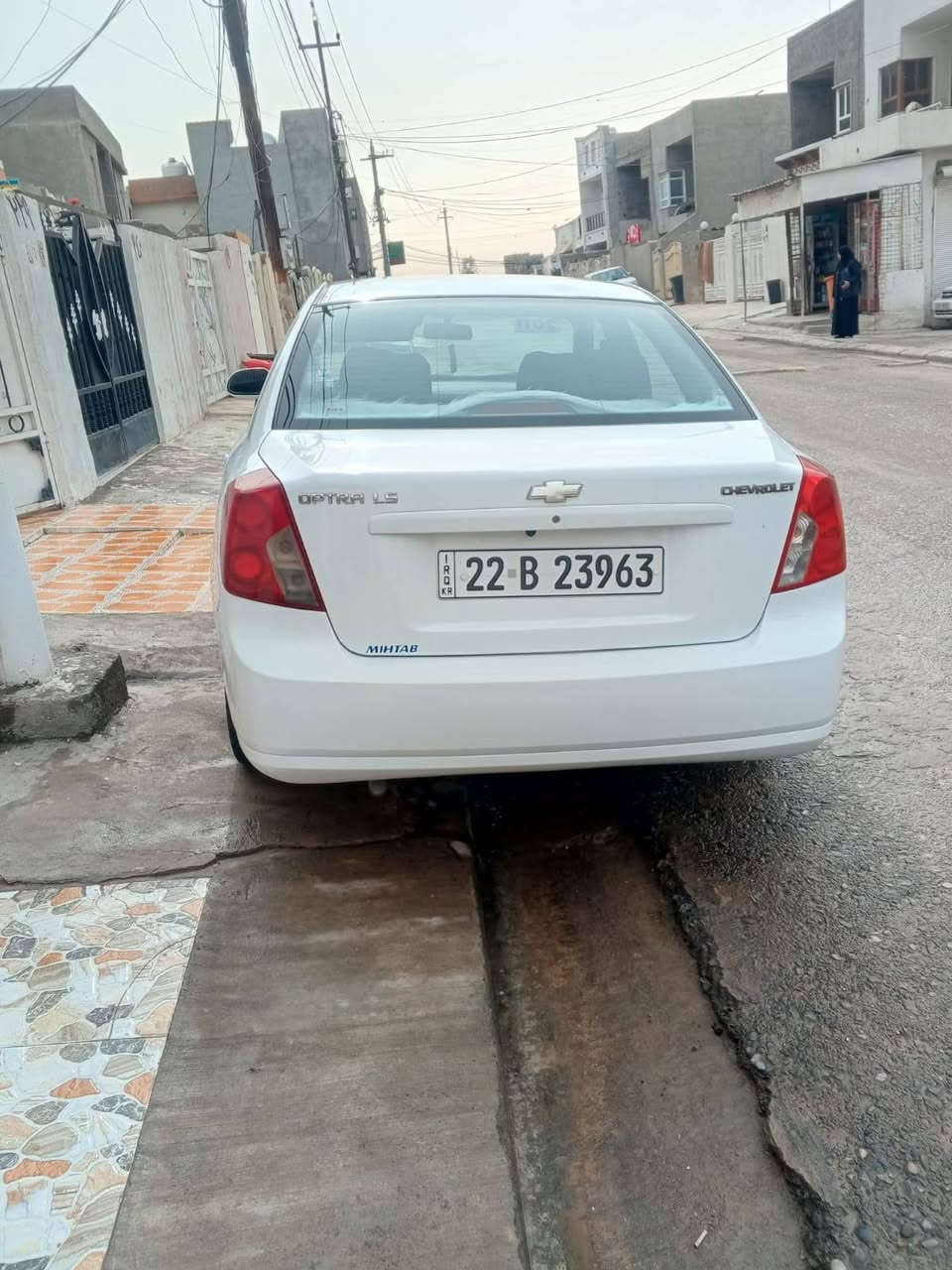 اوپترا 2011بۆفرۆشتن دەرگای سایەق پەڵەک لەدەرگای دواوەی سایەق سەرەهیلال بۆیاغە باقی هەمو گیانی بەشەرت سەیارەکە لەشەریکەوە یەک دەستە گێڕ عادیە 
شوێن هەولێر
*********** أربيل, العراق
