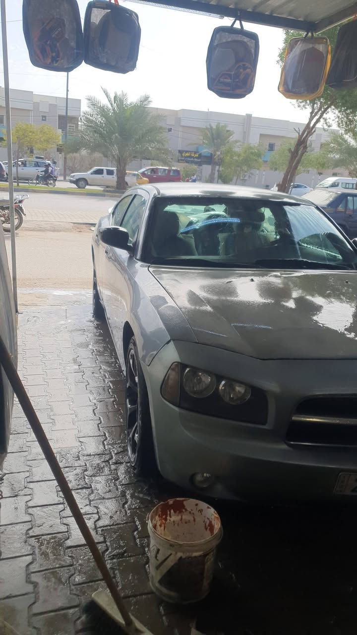 جارجر موديل 7 اربيل بأسم رجال من النجف تريد مداور تريد وكاله موجود  كير مكينه جدد بيه صبغ حزام حداديه نص عمر السعر 90 وبيه مجال مكاني نجف شارع المطار الرقم *********** موجود واتساب وفيس بك
