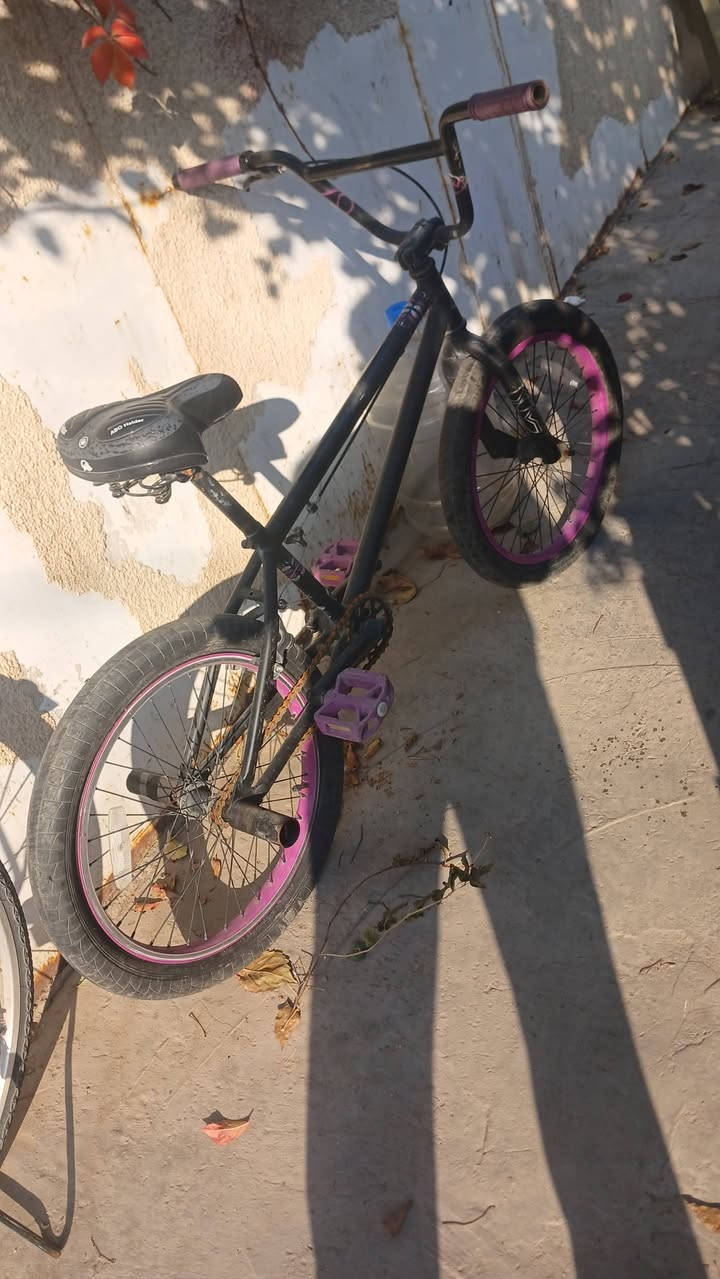 ب١٠٠ مكاني حي الجهاد ***********
