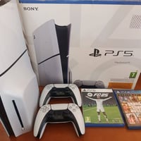 بلي 5 مستخدم نضيف جدا اخو الجديد كل ملحقاته الاصليه موجوده والكارتونه ...