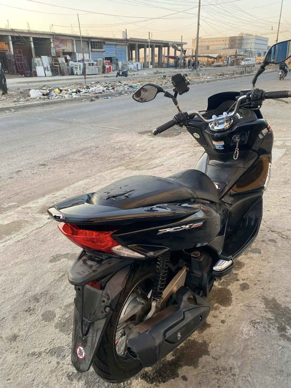 Kfبي سي اكس جيل الثاني 
محرك 150
ماشيه 34
سعر مليون و700
بغداد الحسينيه 
***********
🙏
