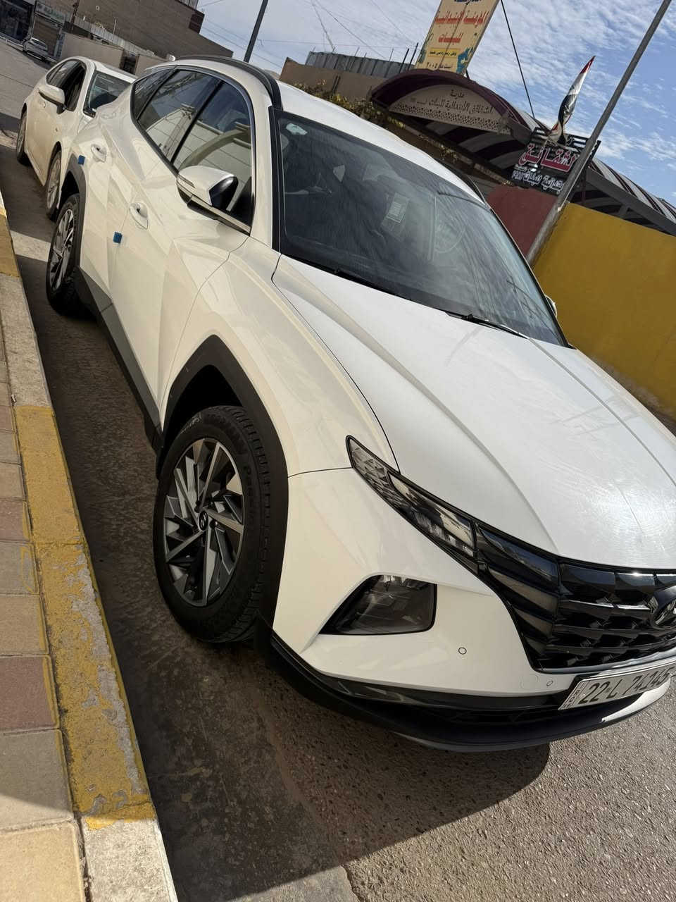 توسان موديل 23
رقم اربيل 
جديدة بمعنى الكلمة 
ماشية 36 فقططط
كفالة عامة من صبغ وبارد جديدة بمعنى الكلمة
فل مواصفات عدا البانوراما 
تحويل مباشر 
للاستفسار // *********** 
السعر // 208 وبالخير عل ياخذها
